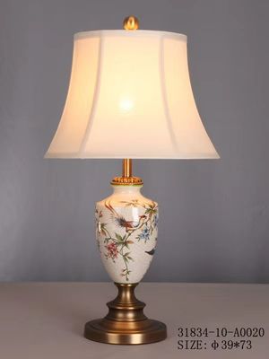 Ręczne malowanie Elegancka dekoracyjna lampa stołowa 39 cm X 73 cm